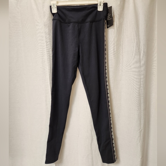 Under Armour Pants - Black Under Armour Leggings